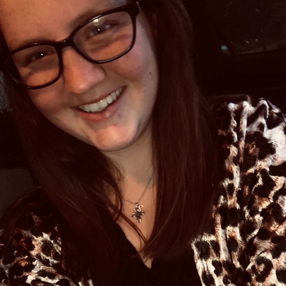 Meet your Posher, Victoria